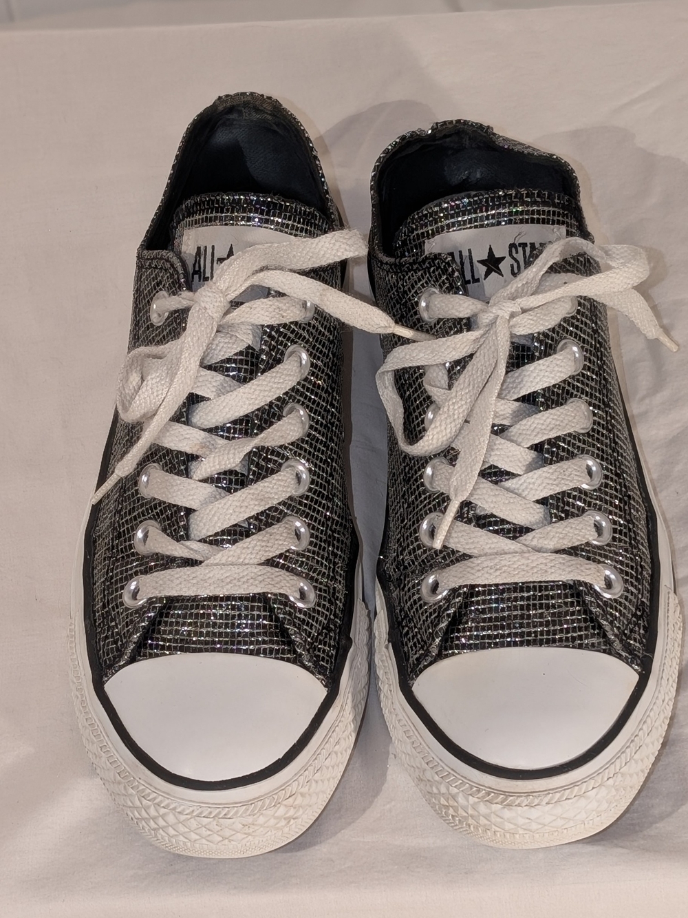 Converse Low Top Sneakers in Silver and White Glitter